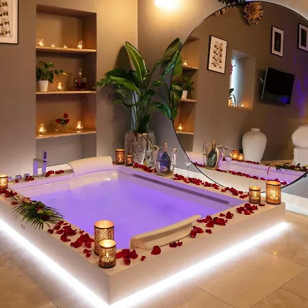 Les Chambres Romantiques - Jacuzzi Privatif, Domaine Aixois D'exception ラブホテル エクス＝アン＝プロヴァンス